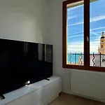 La Du Vieux Chateau - Splendide Vue Apartment *