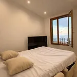 La Du Vieux Chateau - Splendide Vue Apartment *