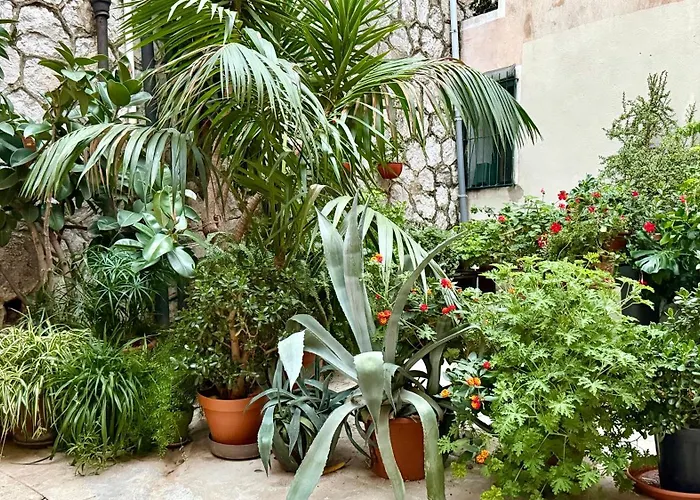 Apartment La Du Vieux Chateau - Splendide Vue Menton